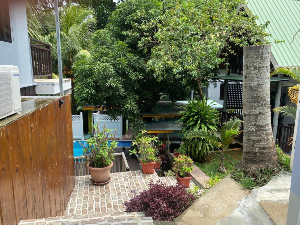 Riviere Self Catering